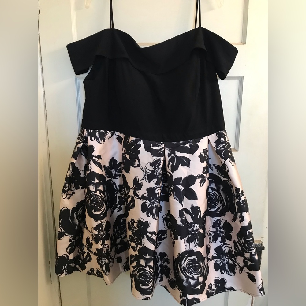 Womens Formal Dress.  Plus size 18W. Morgan & Co Black & Beige New with tags.